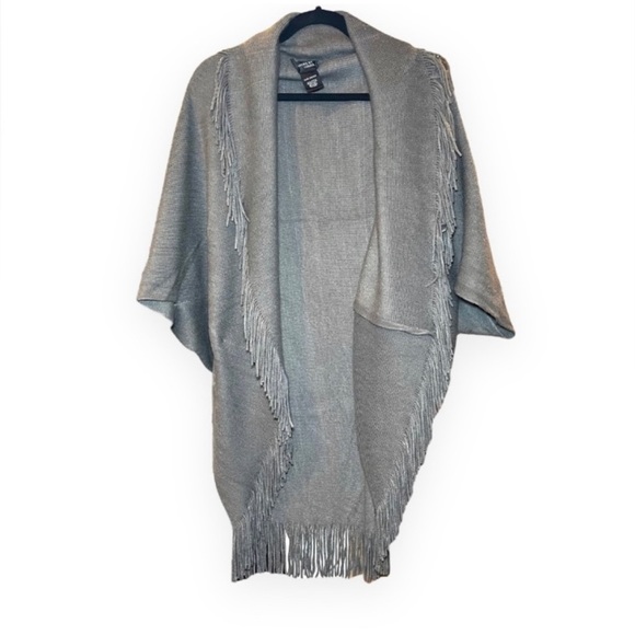 Layers by Liz Den Fringe Shrug Sweater Cardigan - Picture 1 of 5